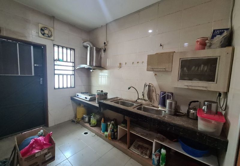 Pengkalan Station 18 Double Storey Terrace House
