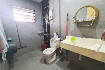 TAMAN BISTARI MENGLEMBU