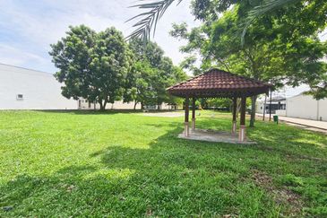 TAMAN BISTARI MENGLEMBU