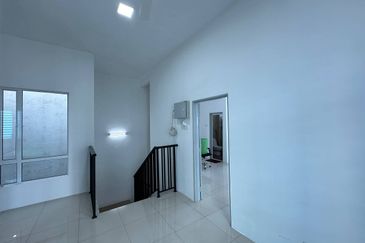 TAMAN SILIBIN SAUJANA (HILLVIEW RESIDENCE)