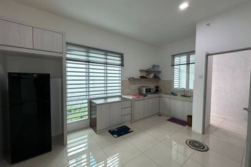 TAMAN SILIBIN SAUJANA (HILLVIEW RESIDENCE)