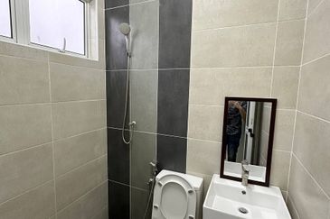 TAMAN SILIBIN SAUJANA (HILLVIEW RESIDENCE)