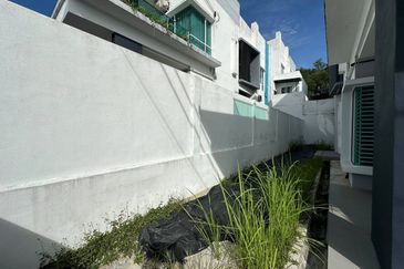 TAMAN SILIBIN SAUJANA (HILLVIEW RESIDENCE)