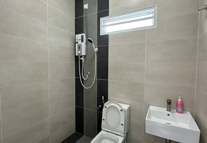 TAMAN SILIBIN SAUJANA (HILLVIEW RESIDENCE)