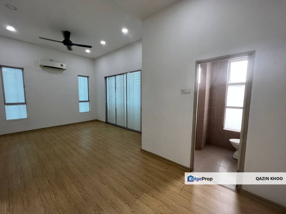 Lahat Mines Double Storey Semi D, Perak, Lahat