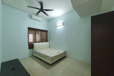 Taman Lapangan Siber