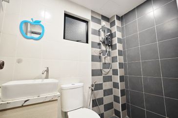 Manhattan Condominium