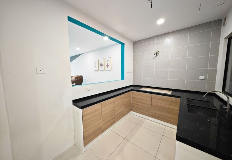 Manhattan Condominium