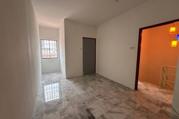 Tasek Double Storey Terrace House