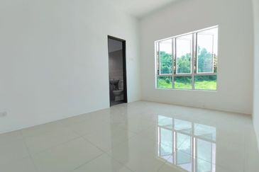 For Sale Botani Green Park Double Storey Cluster Semi D