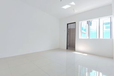 For Sale Botani Green Park Double Storey Cluster Semi D