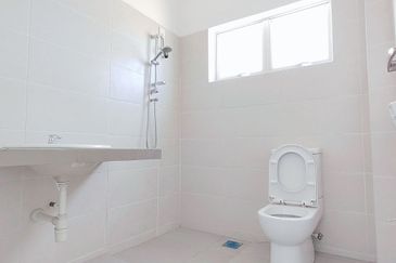 For Sale Botani Green Park Double Storey Cluster Semi D