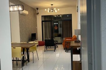 KONDOMINIUM KEPAYANG OASIS