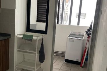 KONDOMINIUM KEPAYANG OASIS