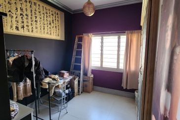 Panorama Lapangan Perdana Flat