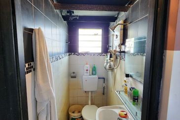 Panorama Lapangan Perdana Flat