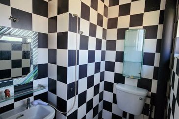 Panorama Lapangan Perdana Flat