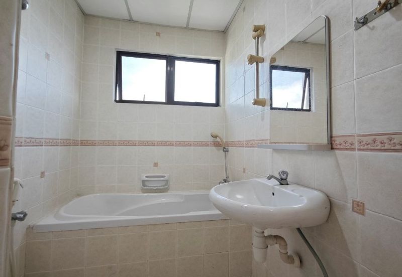 MERU VALLEY RESORT (GOLF VISTA APARTMENT