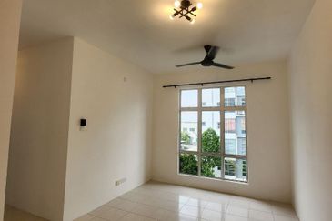 CASA RESIDENCES, CHEMOR