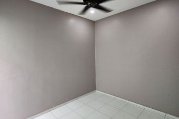 TAMAN LAPANGAN KIARA