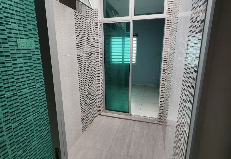 TAMAN LAPANGAN KIARA