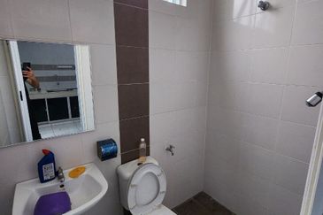 TAMAN LAPANGAN KIARA