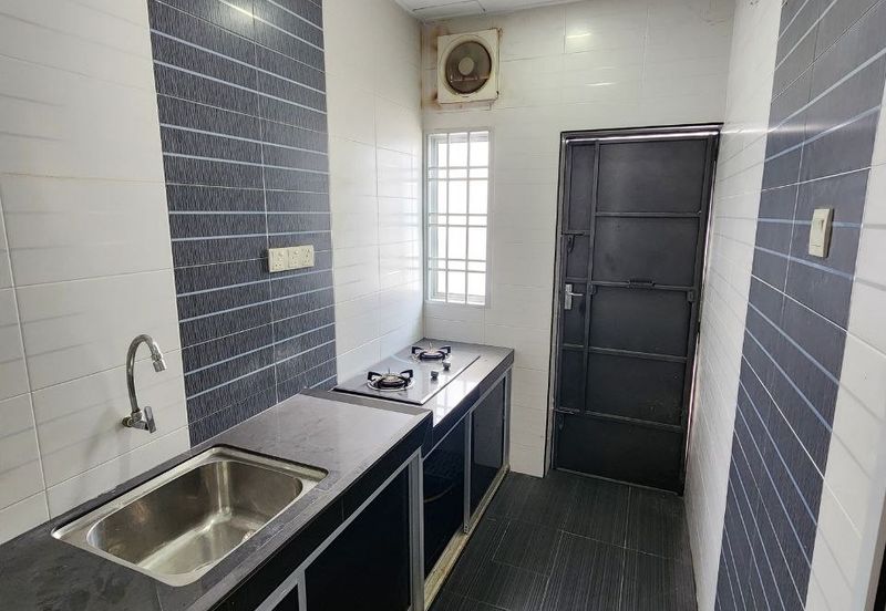 TAMAN LAPANGAN KIARA