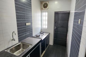 TAMAN LAPANGAN KIARA