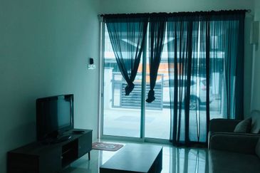 TASEK AVENUE RESIDENT