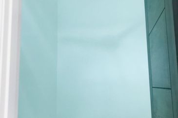 TASEK AVENUE RESIDENT