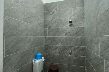 TASEK AVENUE RESIDENT