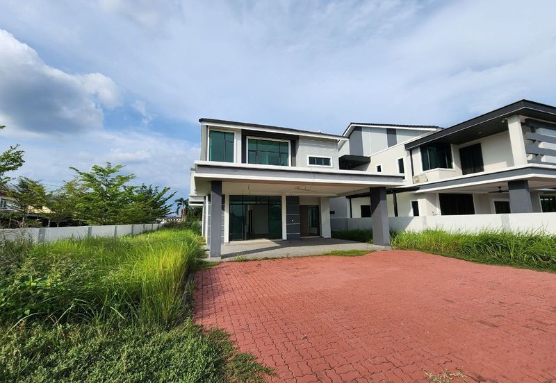 Pengkalan Station 18 Double Storey Bungalow