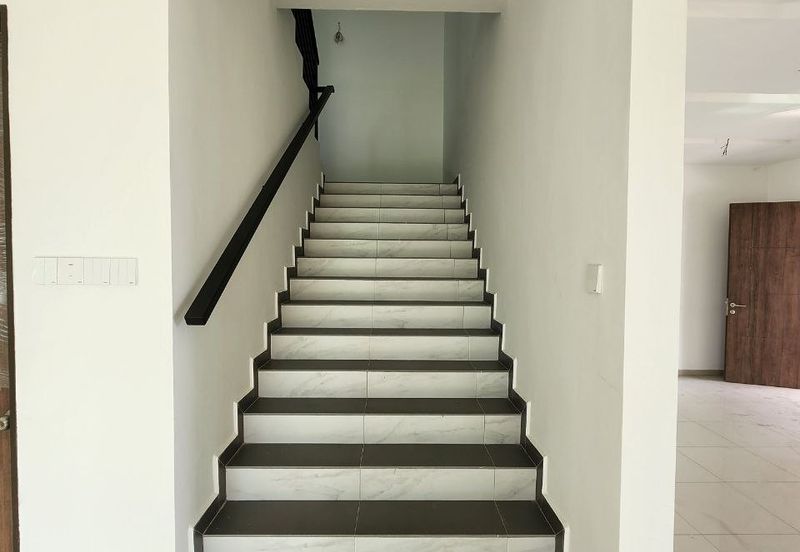 Pengkalan Station 18 Double Storey Bungalow