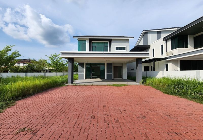 Pengkalan Station 18 Double Storey Bungalow