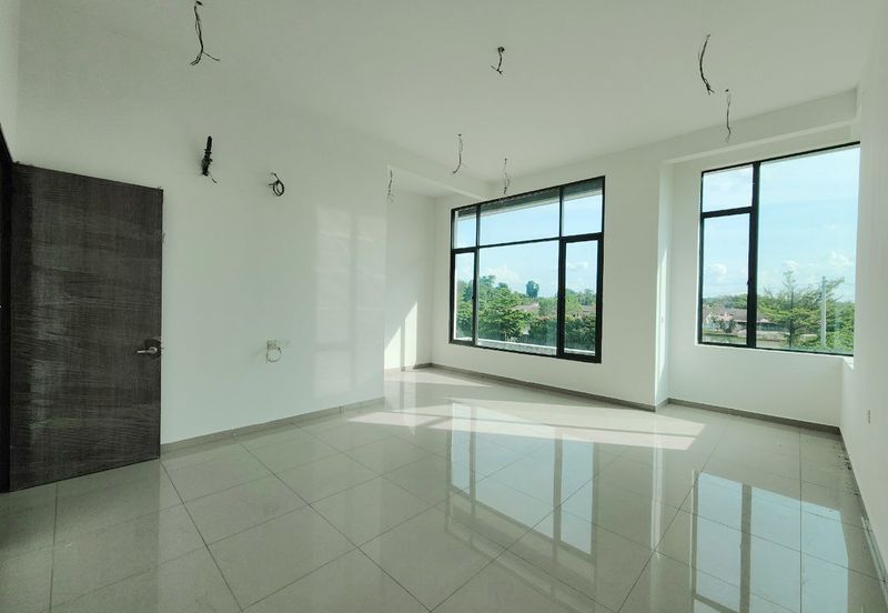 Pengkalan Station 18 Double Storey Bungalow