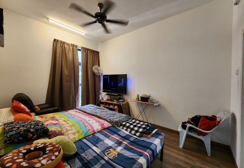 THE COVE HILLSIDE RESIDENCE