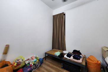 THE COVE HILLSIDE RESIDENCE