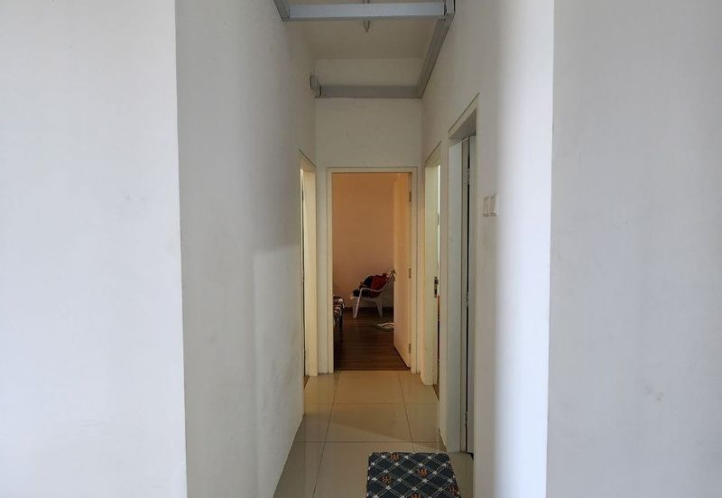 THE COVE HILLSIDE RESIDENCE