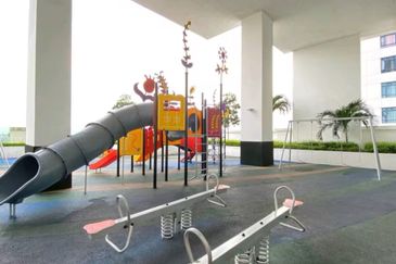 The Pinnacles (Pinnacle Tower)