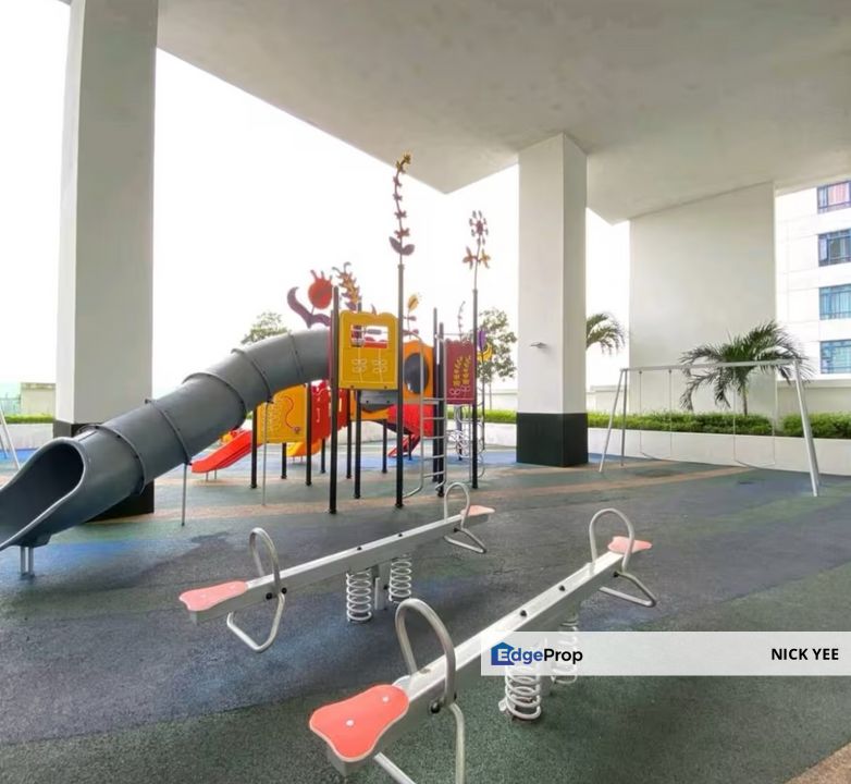 Pinnacle tower Johor Bahru apartment Rent to CIQ , Johor, Johor Bahru