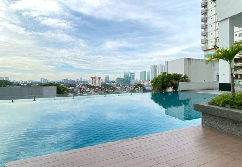 The Pinnacles (Pinnacle Tower)