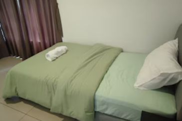 The Pinnacles (Pinnacle Tower)