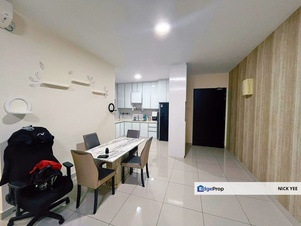 Nice Sea View @ 3 bedroom Full Furnished, Johor, Johor Bahru