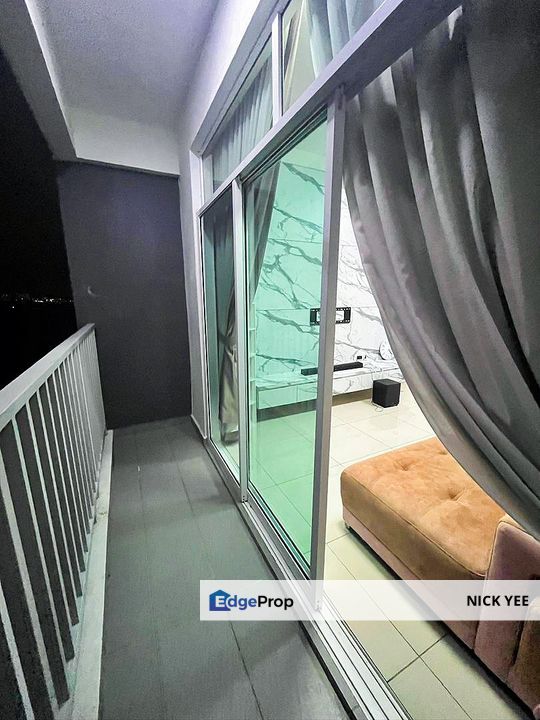 Nice Sea View @ 3 bedroom Full Furnished, Johor, Johor Bahru