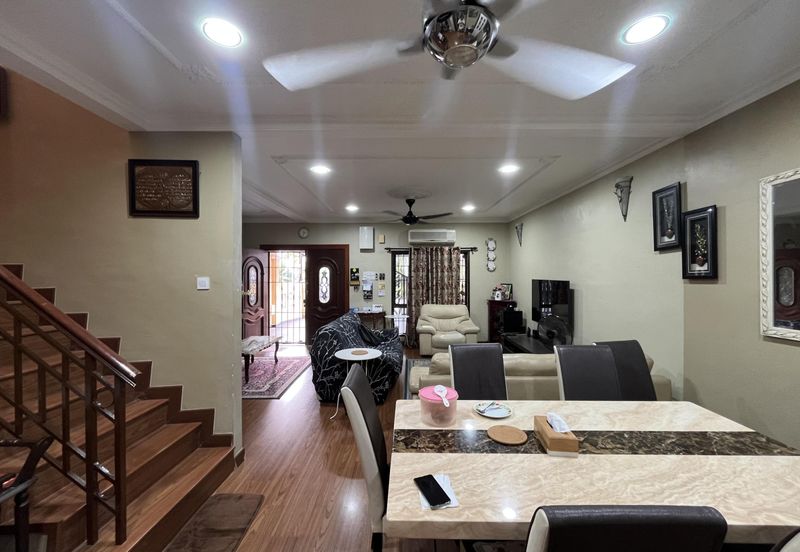 Seksyen 11, Kota Damansara