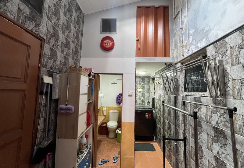 Seksyen 11, Kota Damansara