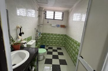 Seksyen 11, Kota Damansara