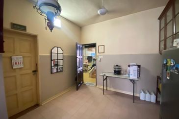 Prime Location , Double storey SS15 Subabd