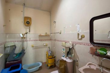 Prime Location , Double storey SS15 Subabd