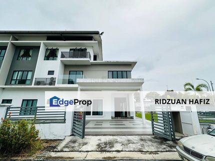 3 Storey Semi-d Big Land Size, Selangor, Klang